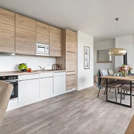 Beachloungethree- 1 Og, Meerblick, Balkon, Kamin, Sauna オルペニッツ